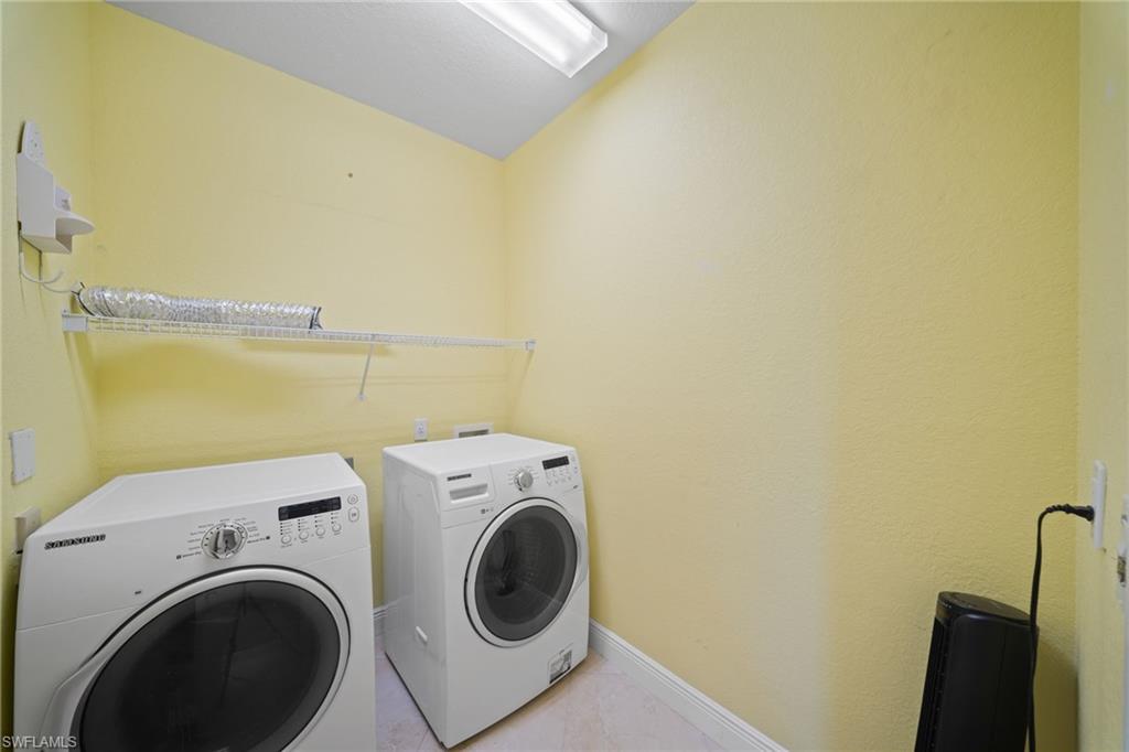 1405 Mariposa Cir 11202 Property Photo 31