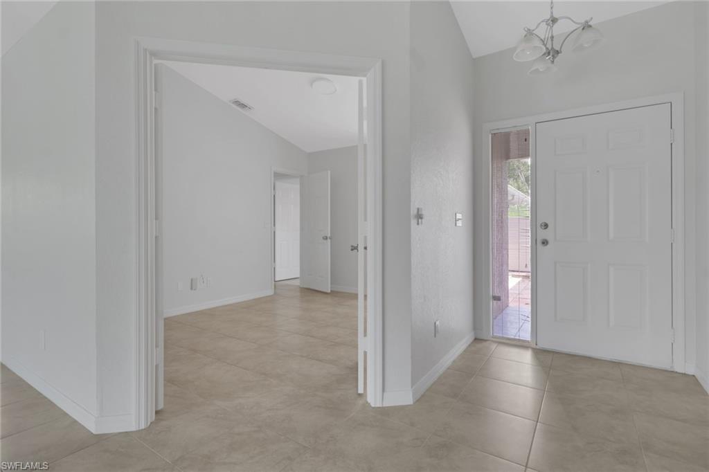 351 Emerald Bay Cir R7 Property Photo 4