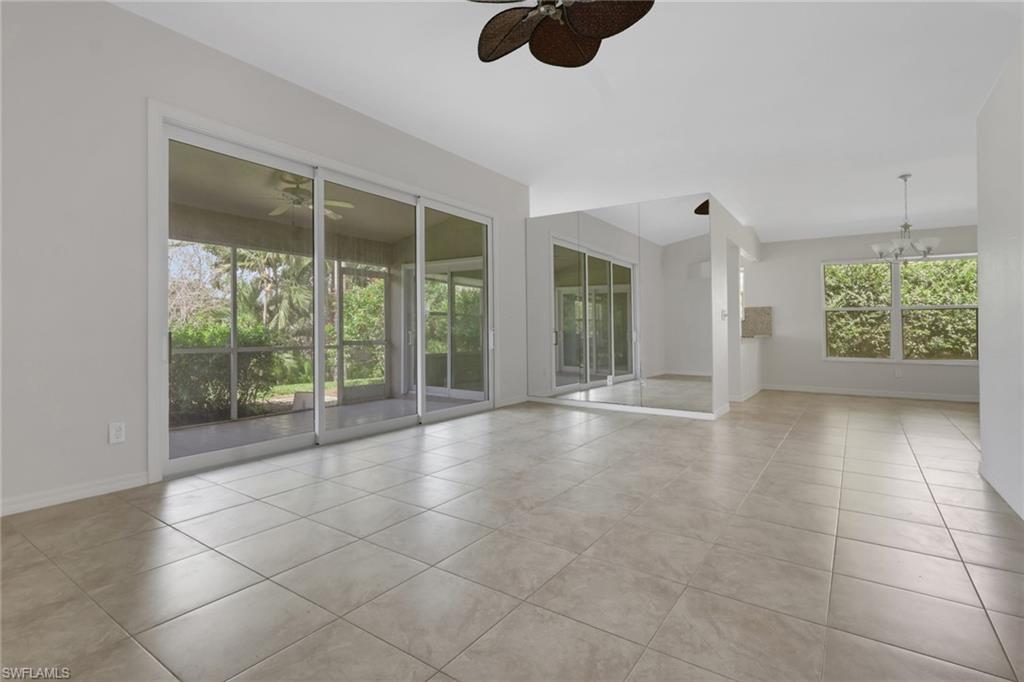 351 Emerald Bay Cir R7 Property Photo 5