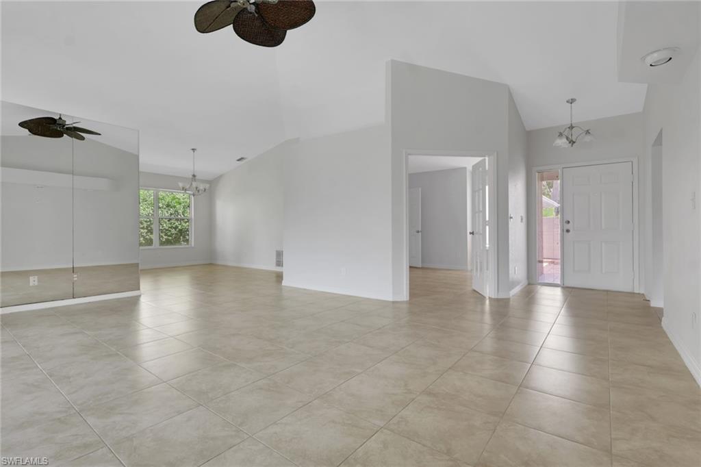 351 Emerald Bay Cir R7 Property Photo 7
