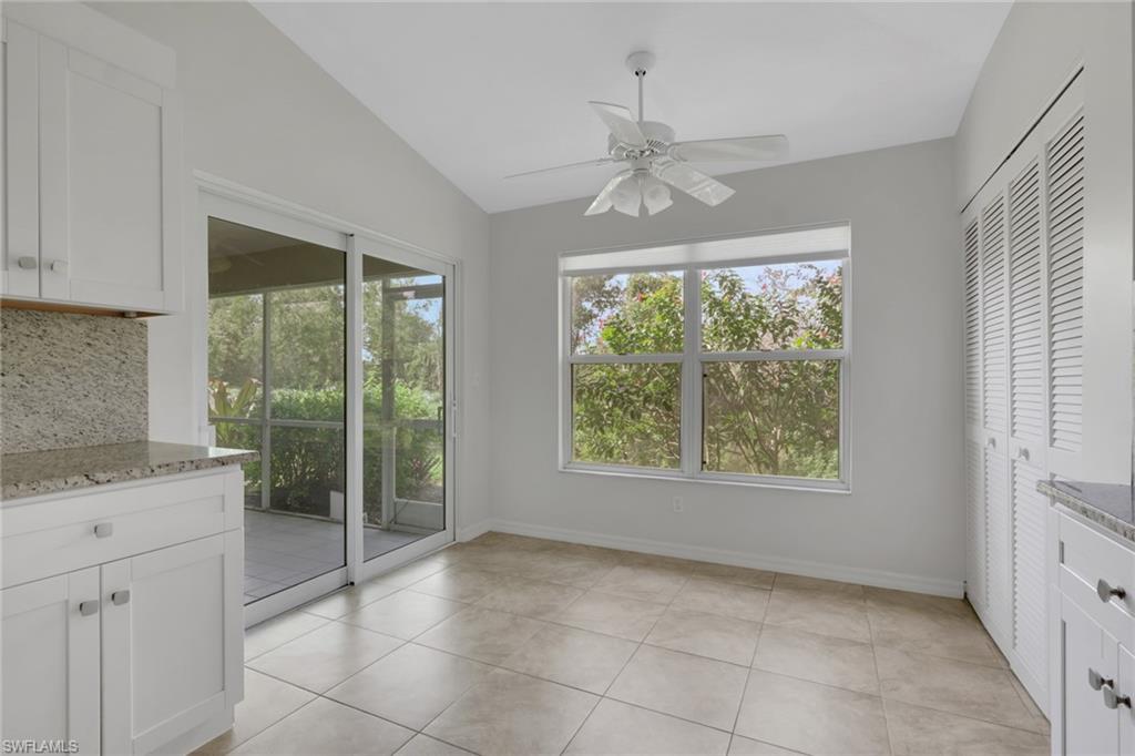 351 Emerald Bay Cir R7 Property Photo 12