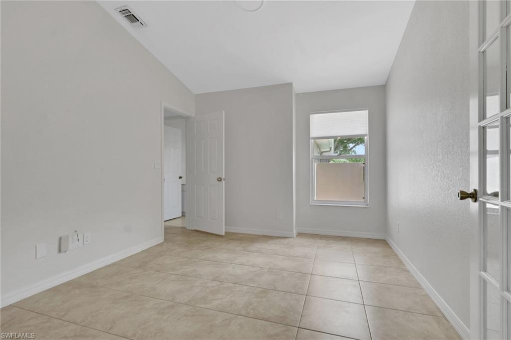 351 Emerald Bay Cir R7 Property Photo 18