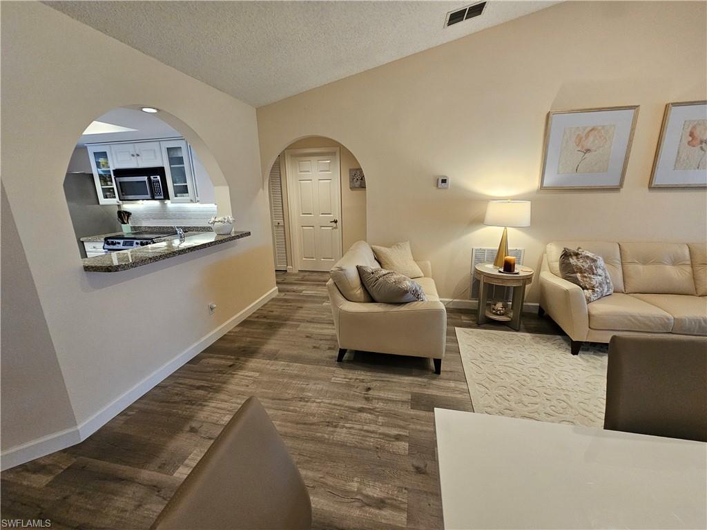 668 Mardel Ct 807 Property Photo 22