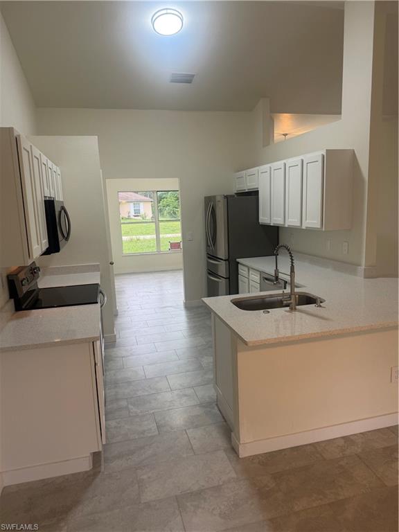 720 Lamar St E Property Photo 3