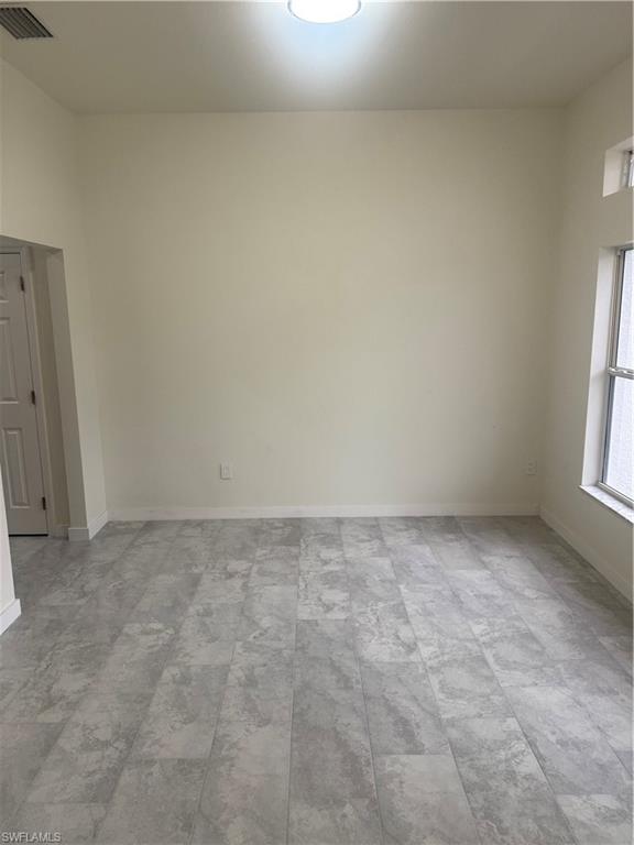 720 Lamar St E Property Photo 10