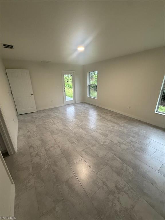 720 Lamar St E Property Photo 17