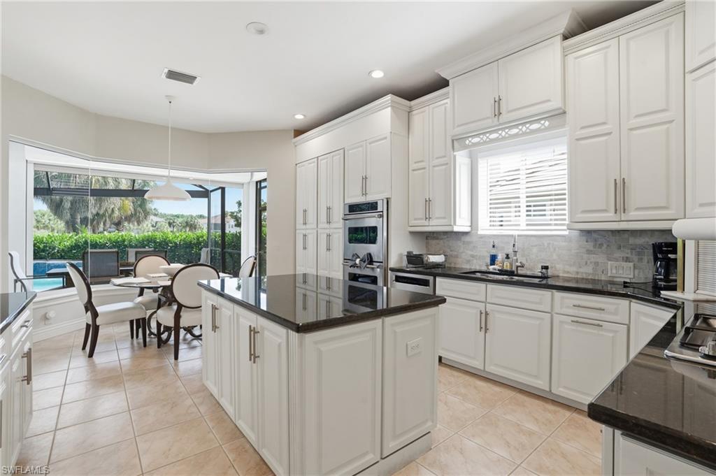 10500 Via Balestri Dr Property Photo 16