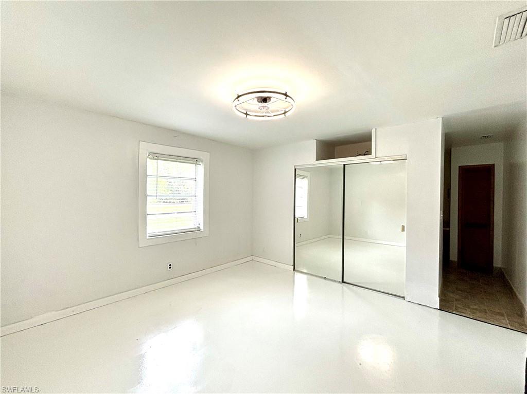 226036730 Property Photo 3