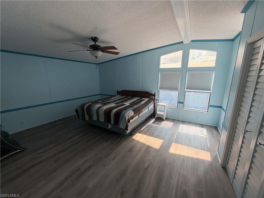 1450 Gulf Coast Dr F04 Property Photo 4