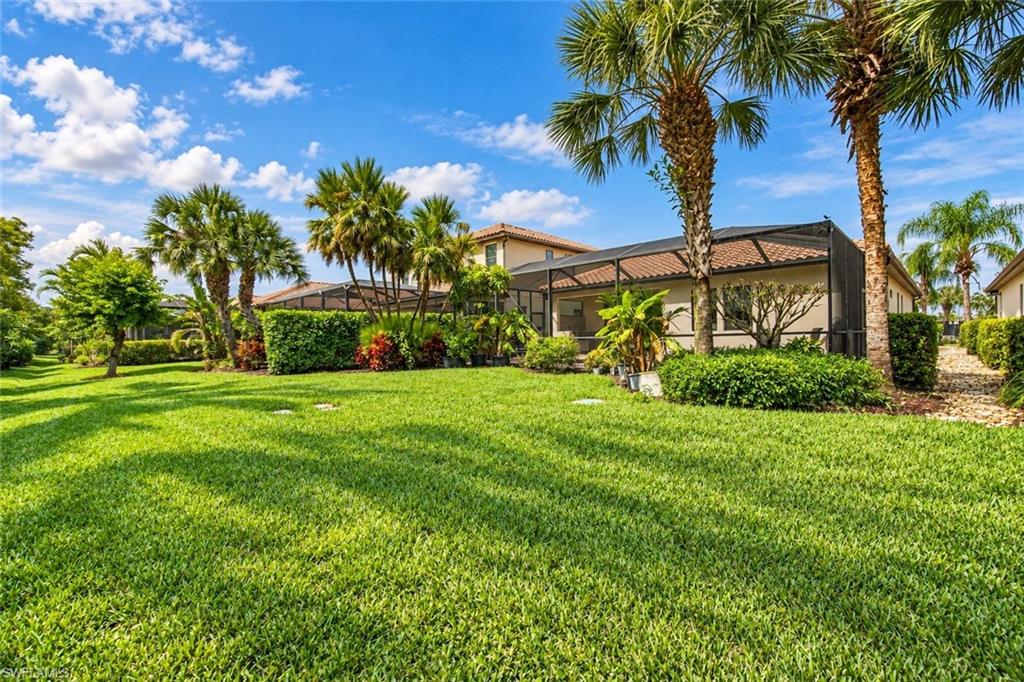 4395 Raffia Palm Cir Property Photo 3