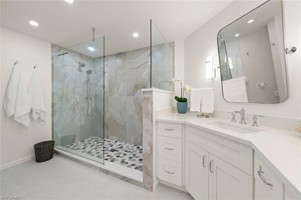 6216 Bellerive Ave 1702 Property Photo 16