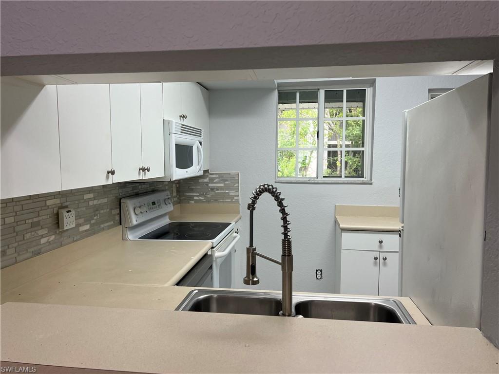8358 Bernwood Cove Loop 704 Property Photo 18