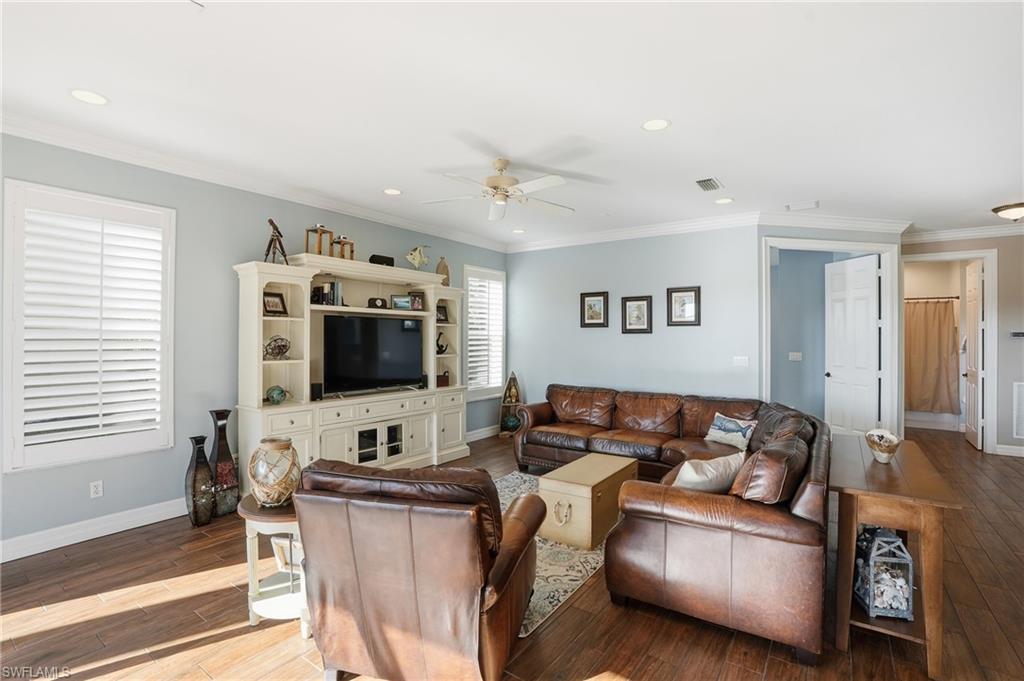 1870 Ivory Cane Pt Property Photo 9