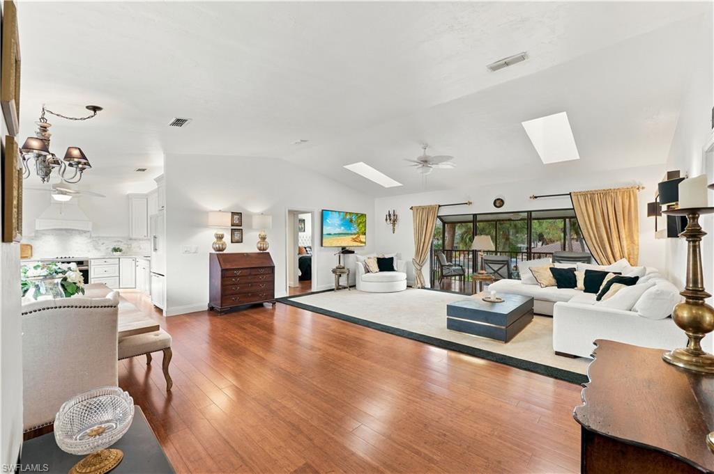 226036767 Property Photo 5