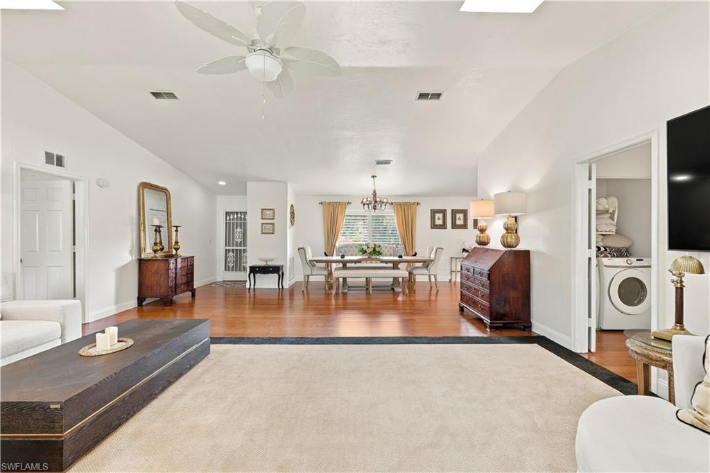 226036767 Property Photo 28