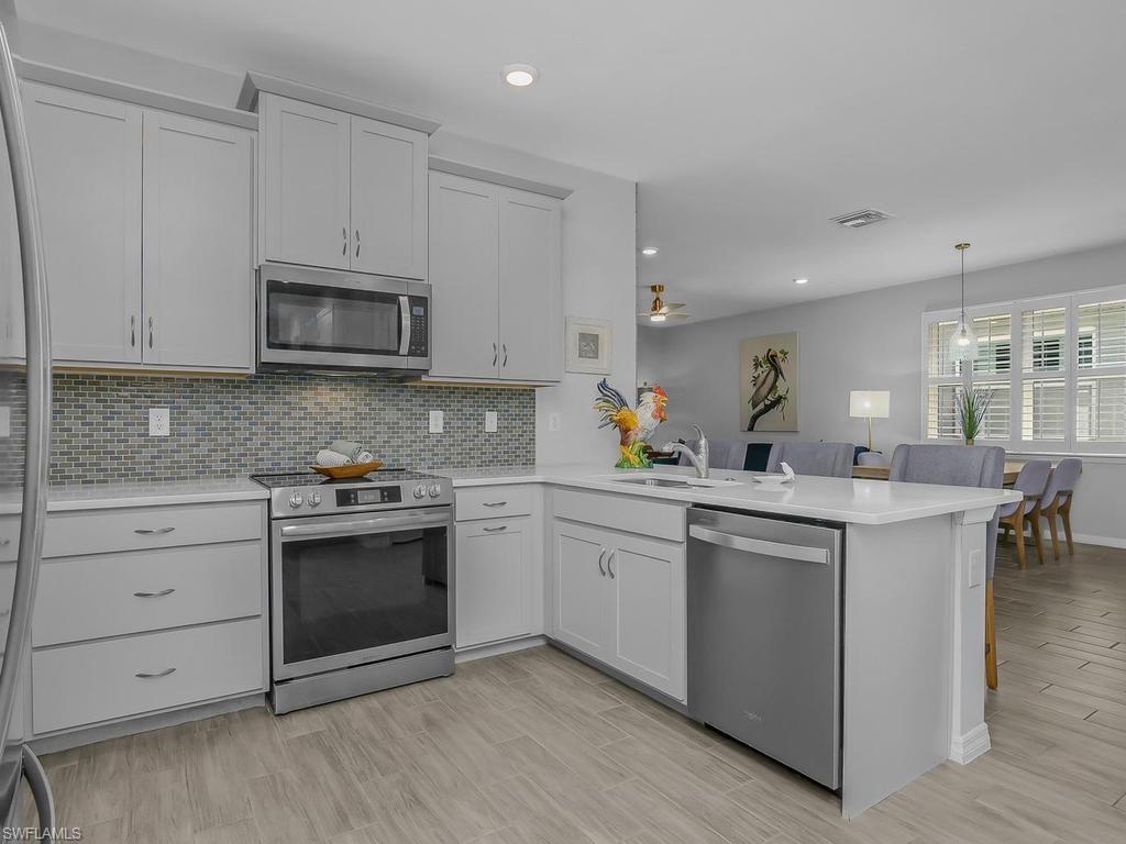 1220 Enbrook Loop Property Photo 4