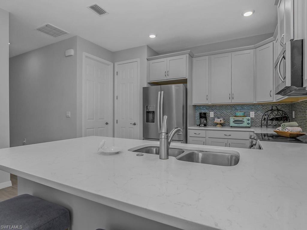 1220 Enbrook Loop Property Photo 6