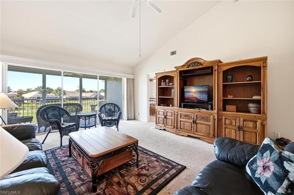 575 Saratoga Cir 204 Property Photo 18