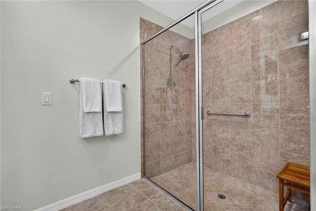 14939 Edgewater Cir Property Photo 21