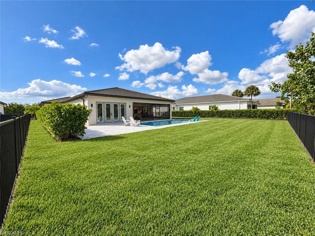 240 Allamanda Way Property Photo 29