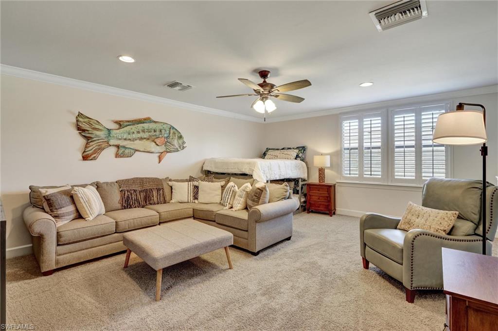 7235 Live Oak Dr Property Photo 15