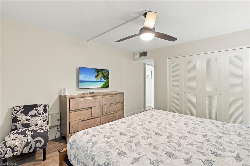 320 Seaview Ct 602 Property Photo 17