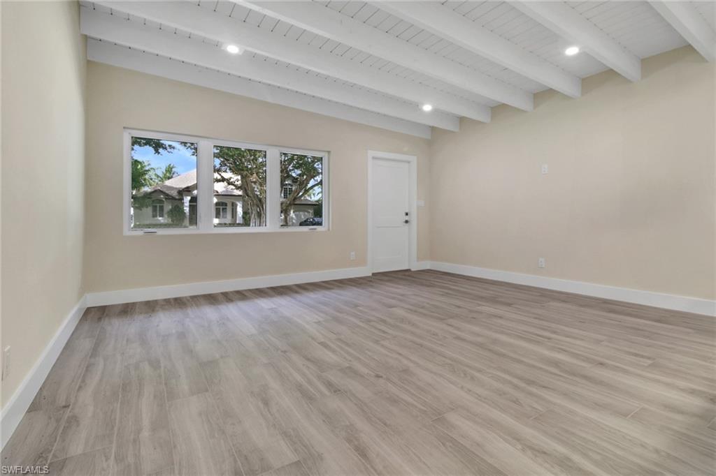 5150 Sand Dollar Ln Property Photo 4
