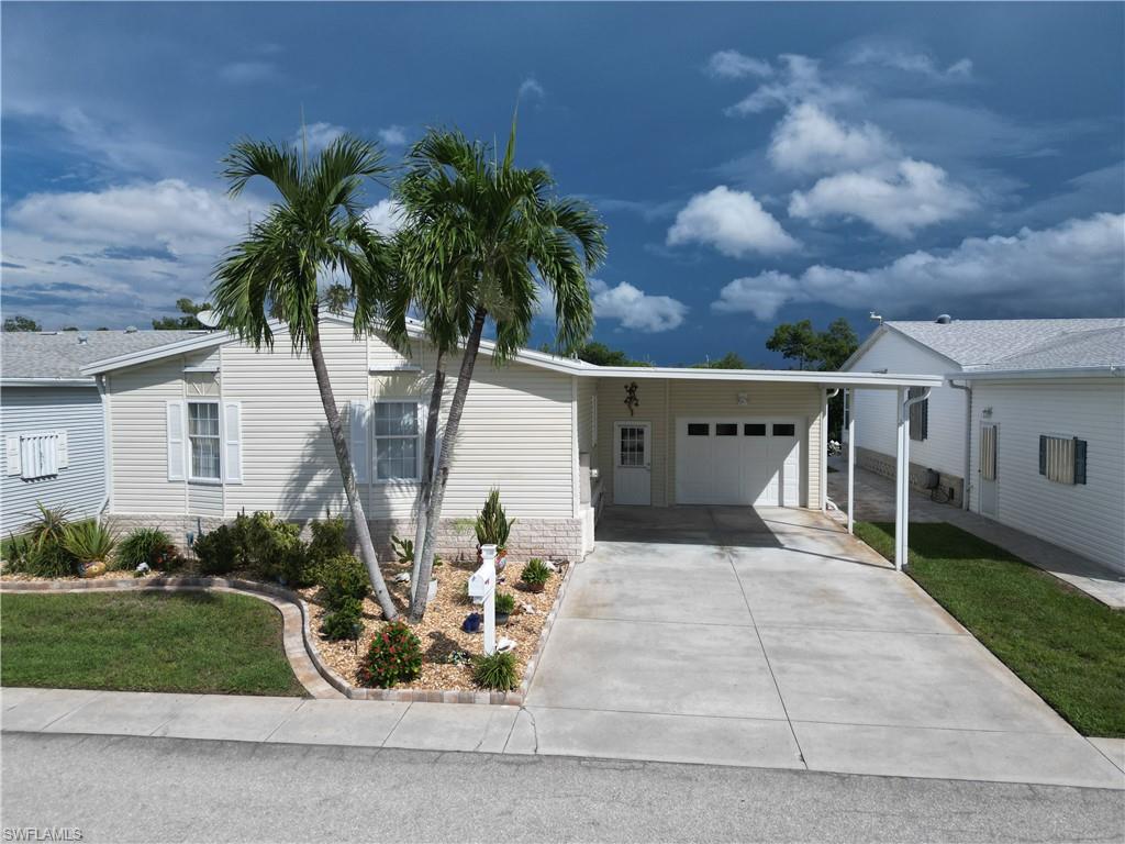 17611 Canal Cove Ct Property Photo 1
