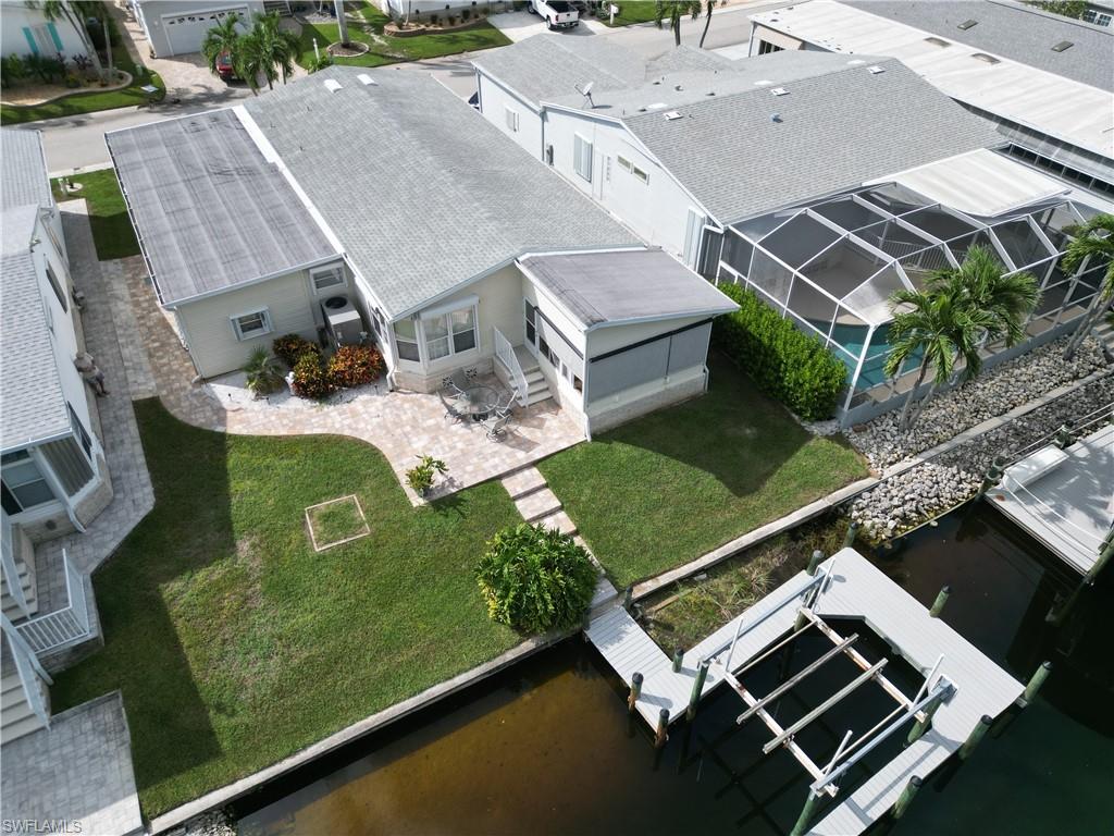 17611 Canal Cove Ct Property Photo 9