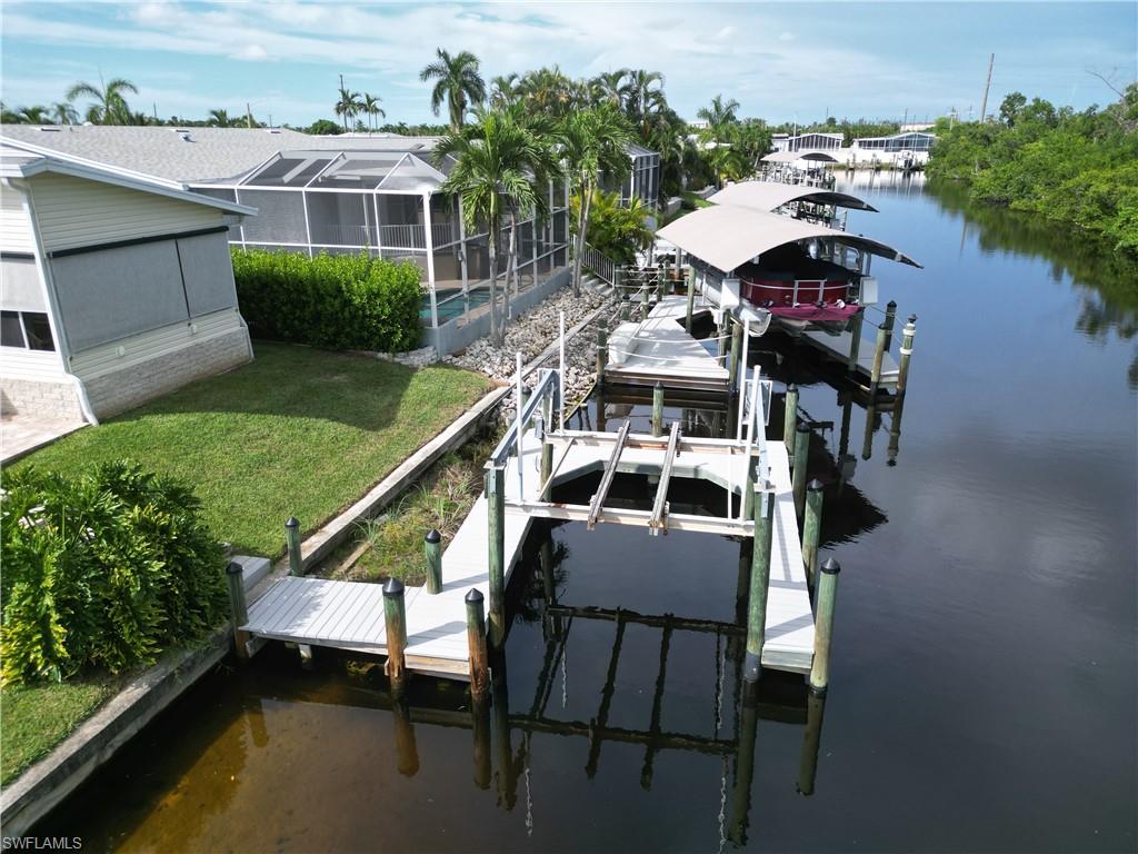 17611 Canal Cove Ct Property Photo 12
