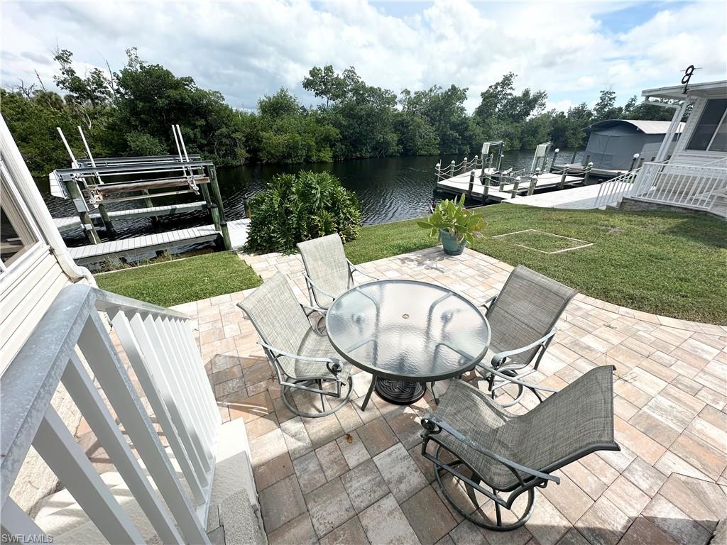 17611 Canal Cove Ct Property Photo 14