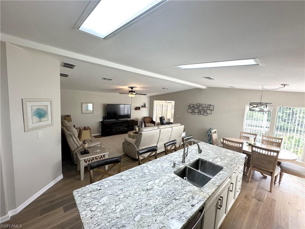 17611 Canal Cove Ct Property Photo 18