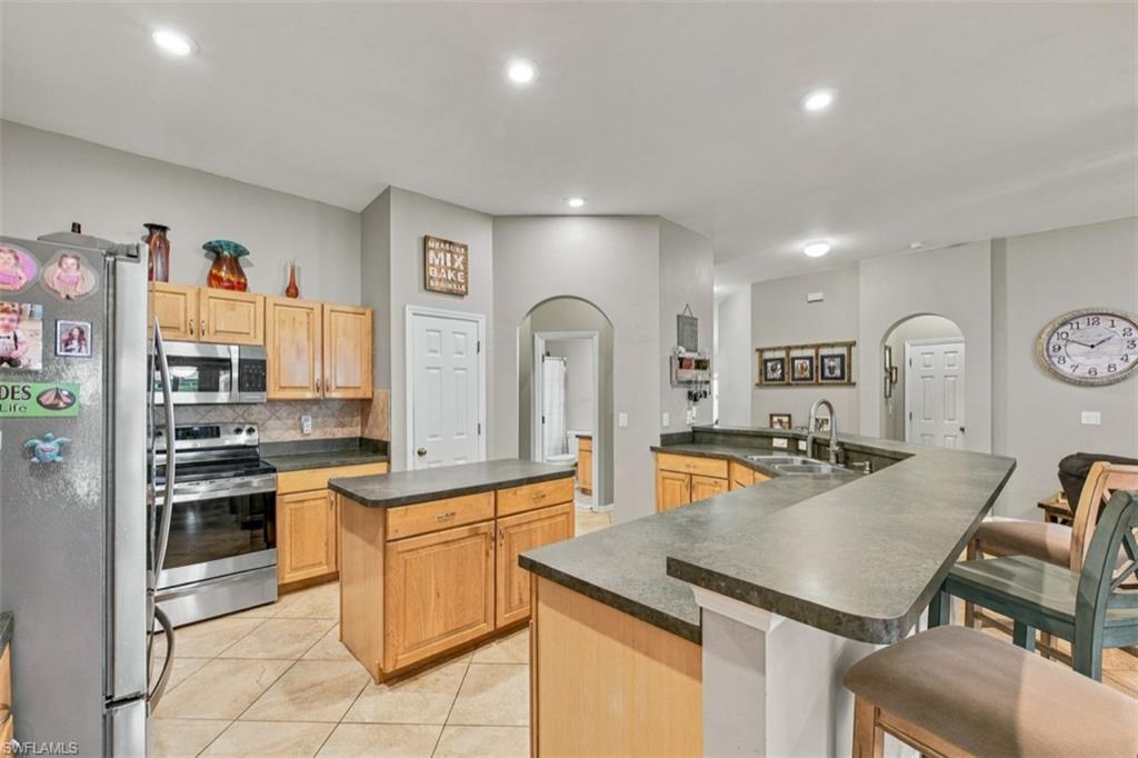 17311 Stepping Stone Dr Property Photo 7