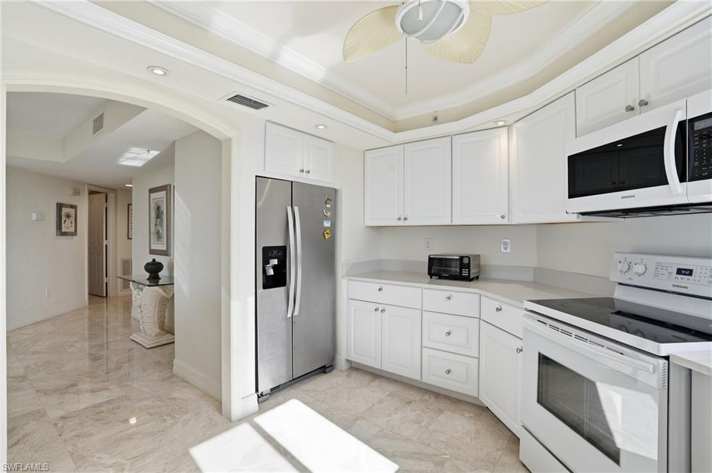 4753 Estero Blvd 502 Property Photo 13