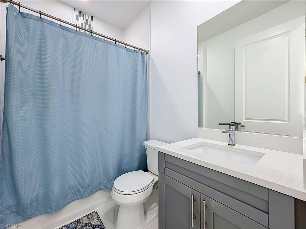 1129 4th Pl Property Photo 25