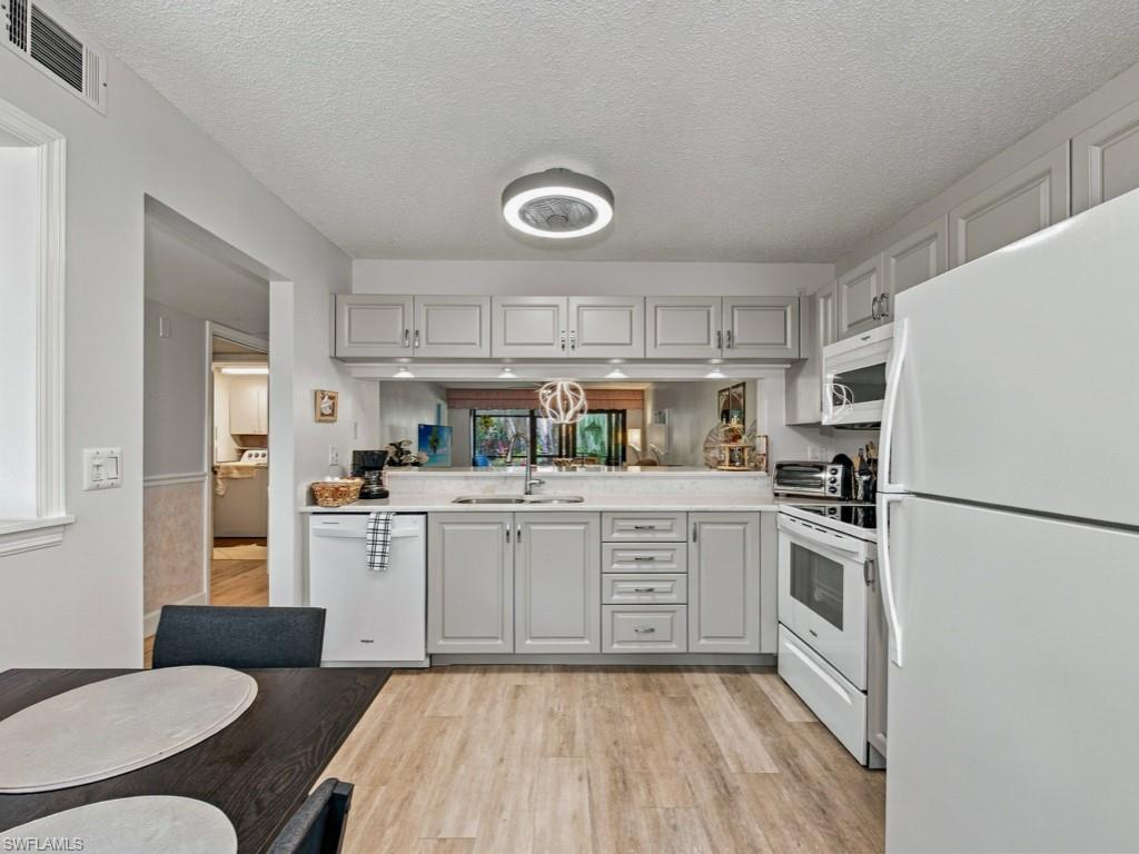 5733 Deauville Cir G107 Property Photo 7
