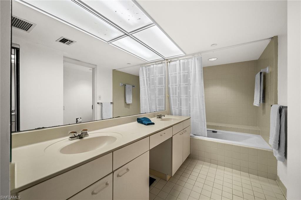 4751 Gulf Shore Blvd N 1602 Property Photo 13