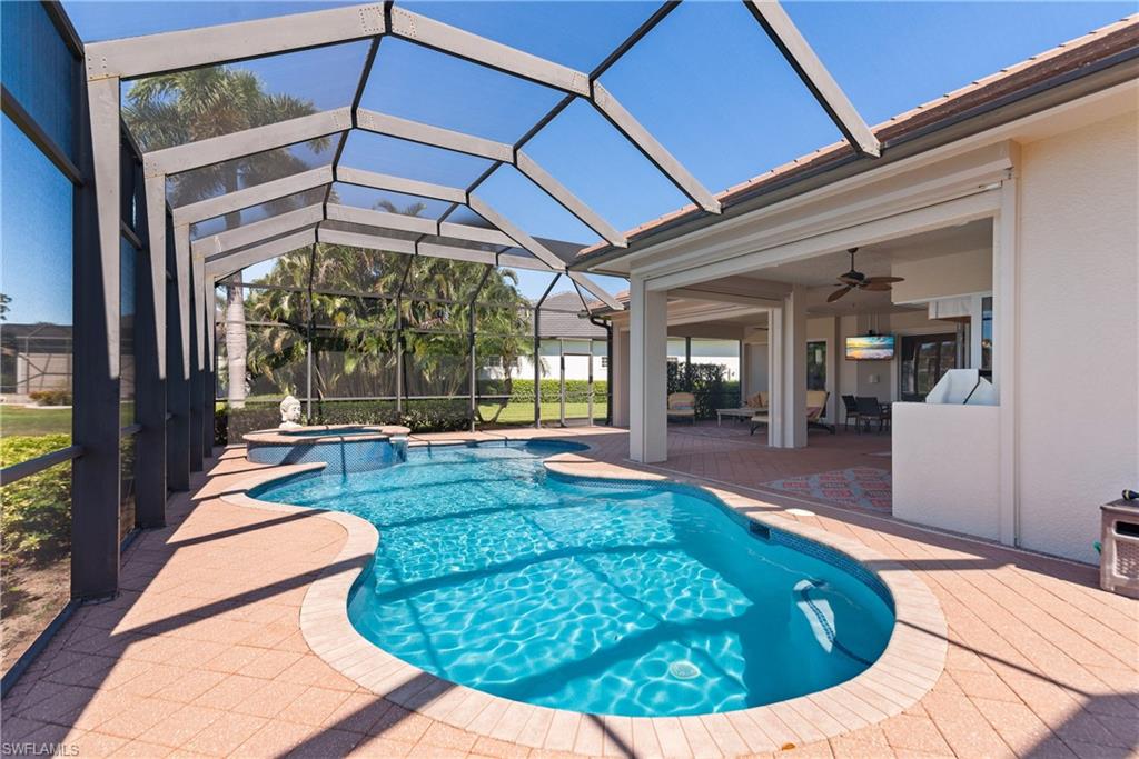 5758 Hammock Isles Dr Property Photo 12