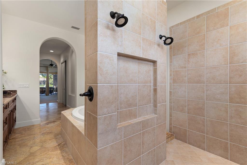 5758 Hammock Isles Dr Property Photo 25