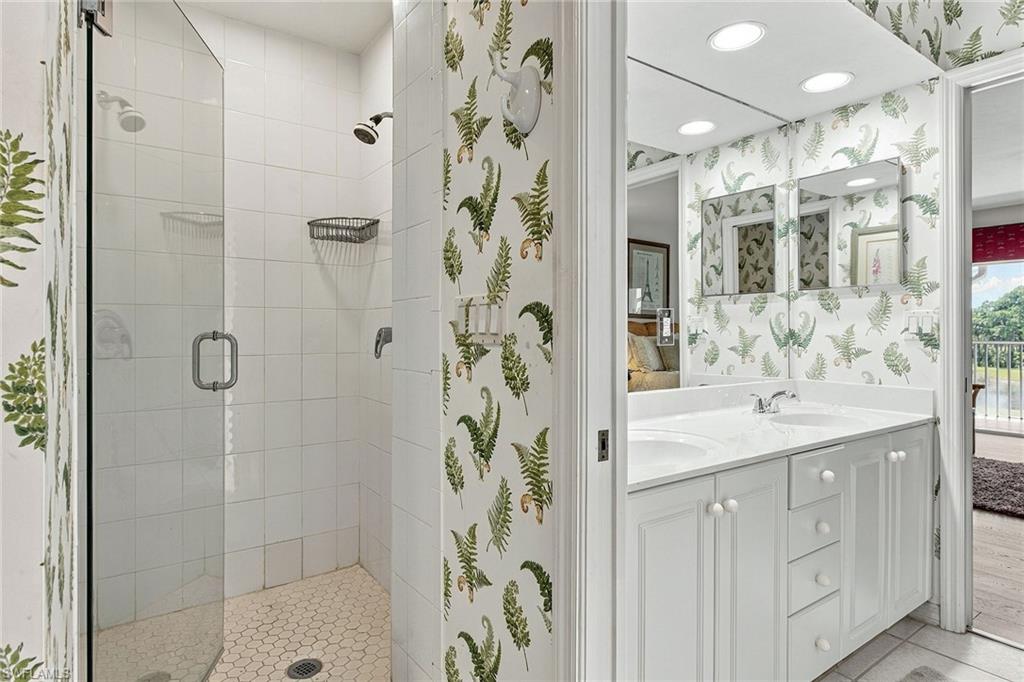 798 Eagle Creek Dr 302 Property Photo 15
