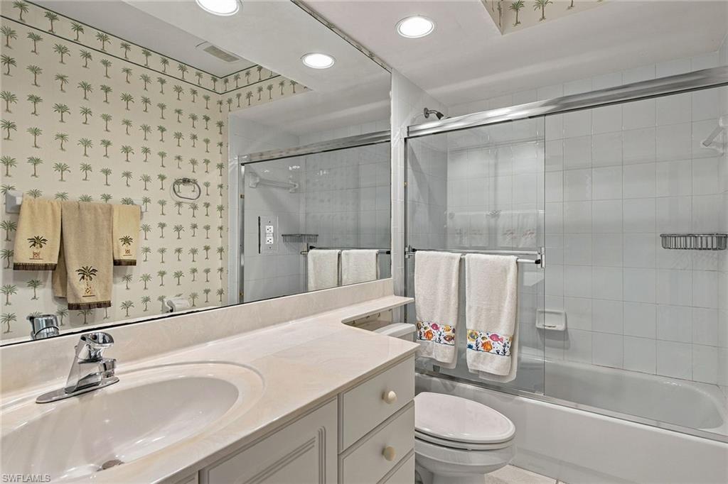 798 Eagle Creek Dr 302 Property Photo 17