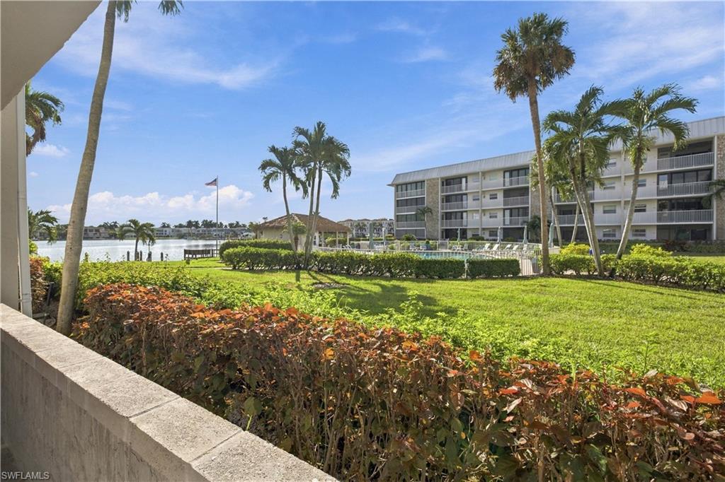 3000 Gulf Shore Blvd N 104 Property Photo 2