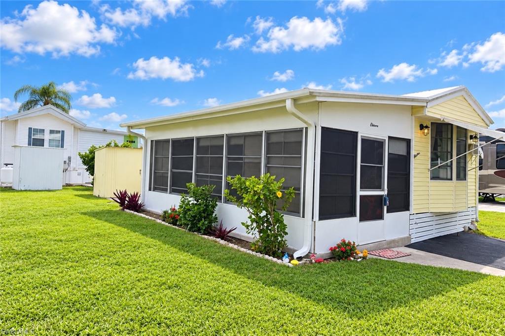11 Zircon Dr Property Photo 2