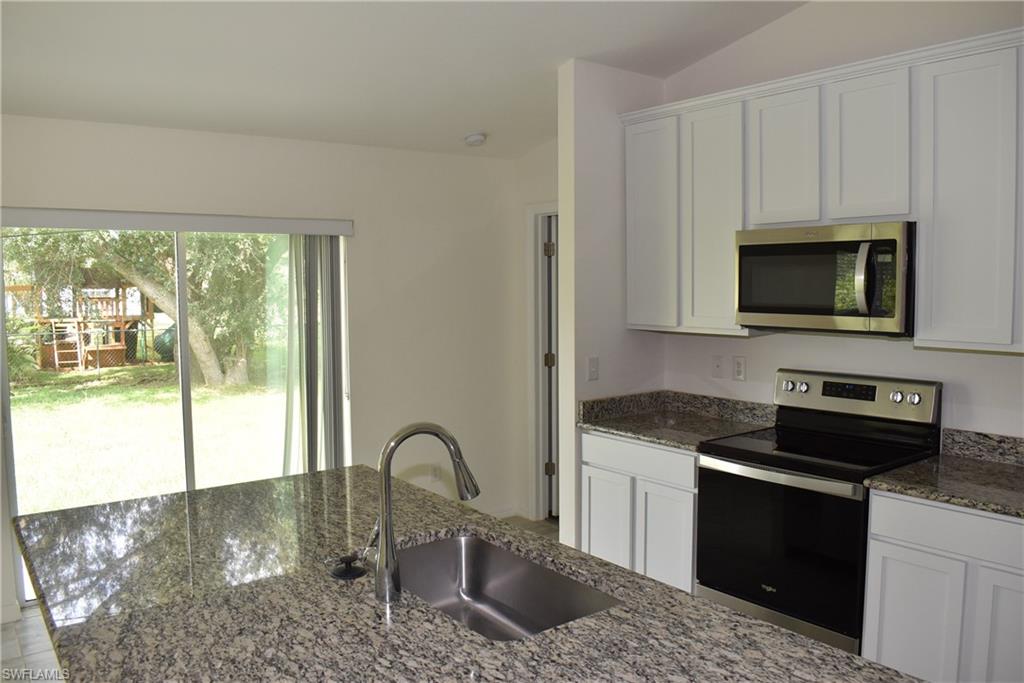 4436 Adelaide Ave Property Photo 4