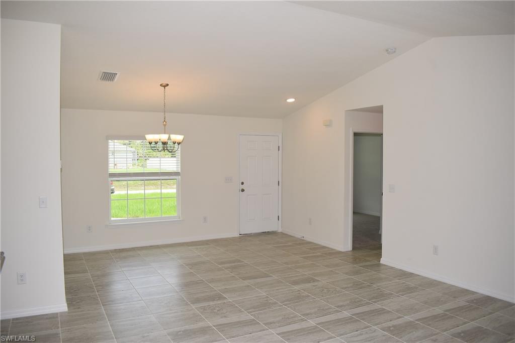 4436 Adelaide Ave Property Photo 8