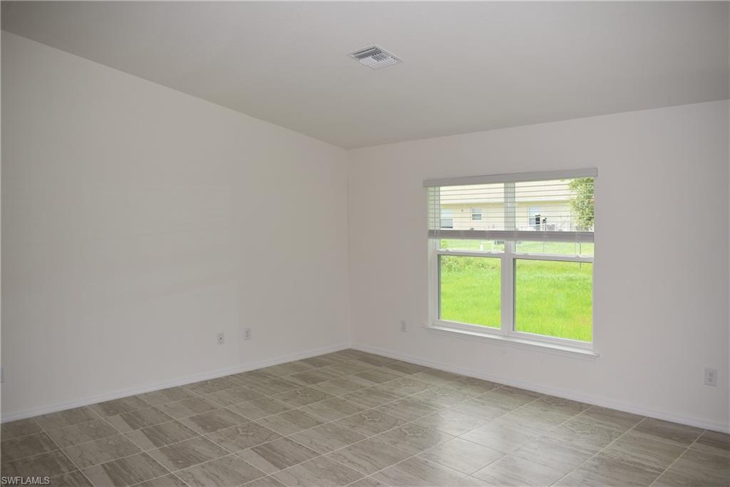 4436 Adelaide Ave Property Photo 18