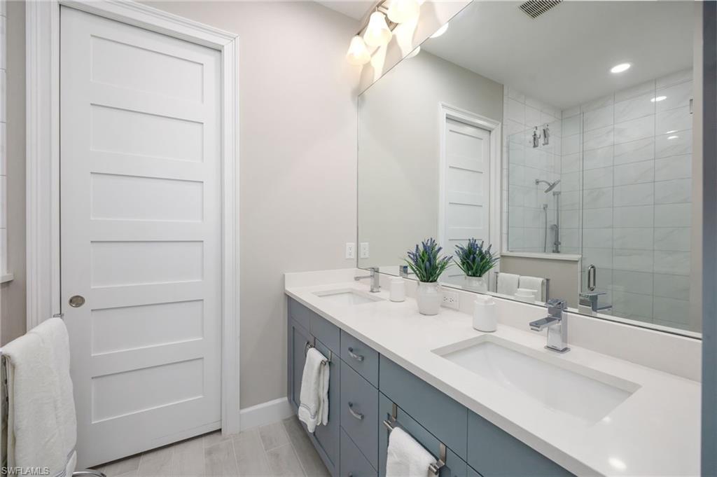 6451 Negril Isle Dr Property Photo 20