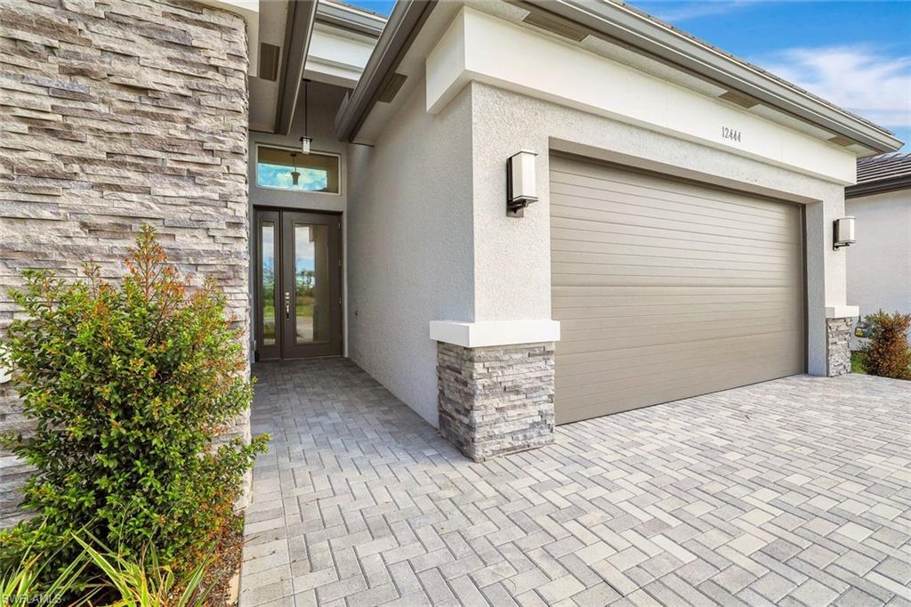 12444 Violet Ln Property Photo 2