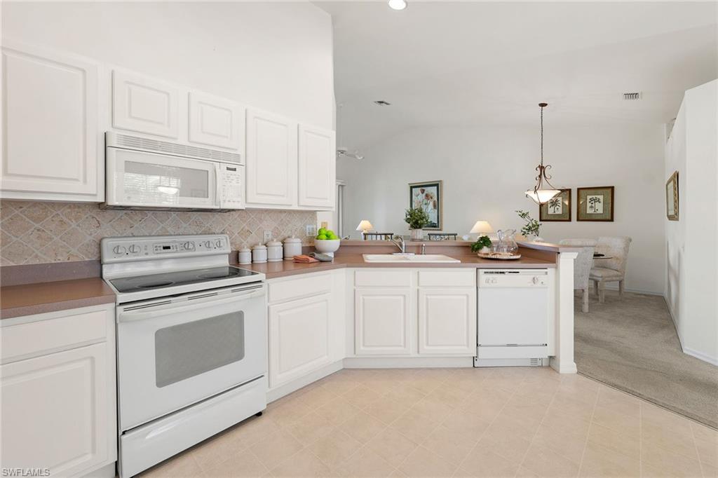 9060 Spring Run Blvd 205 Property Photo 15