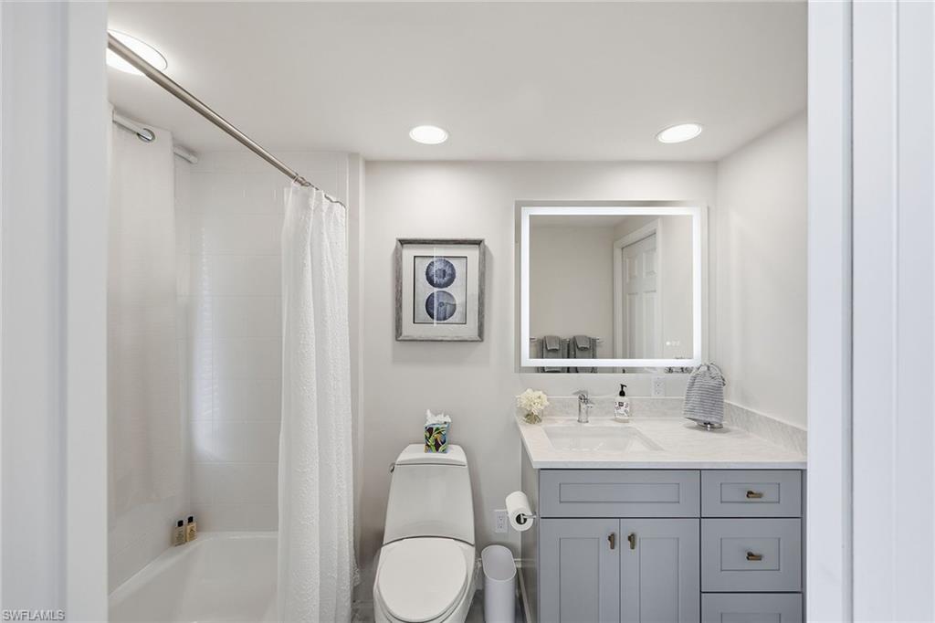 435 Dockside Dr 602 Property Photo 32